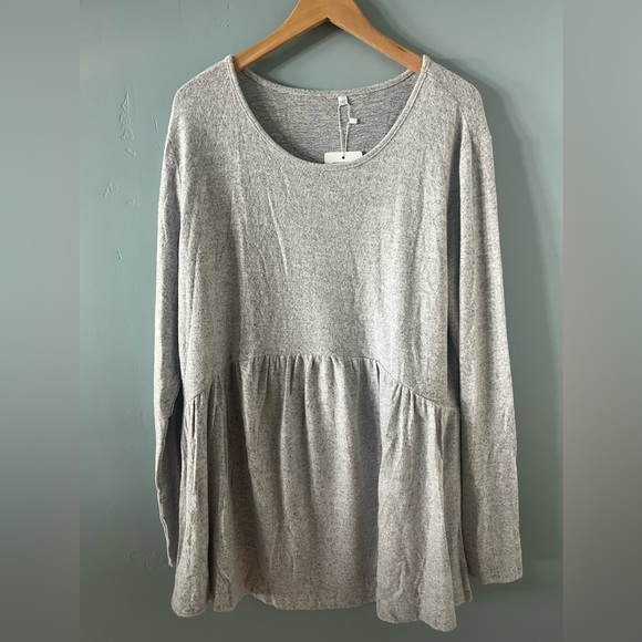 Tops - Maternity sweater